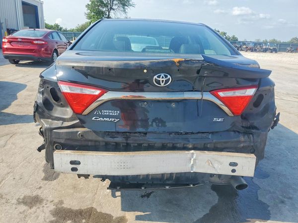 2015 TOYOTA CAMRY