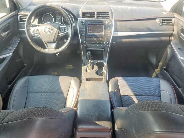 2015 TOYOTA CAMRY