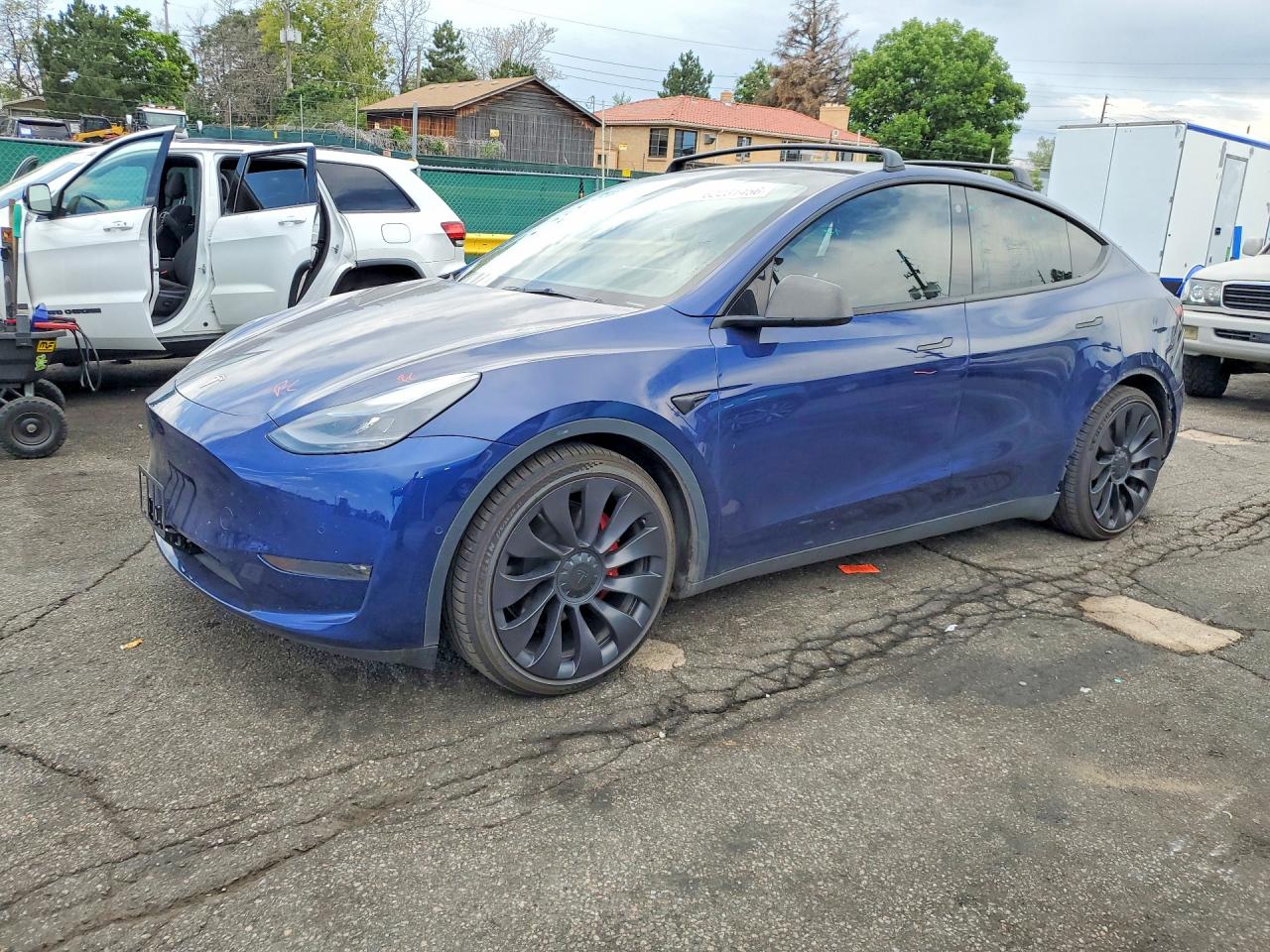 2022 TESLA MODEL Y