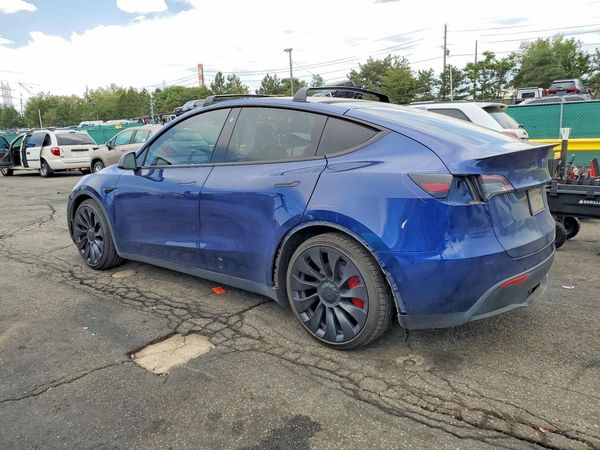 2022 TESLA MODEL Y