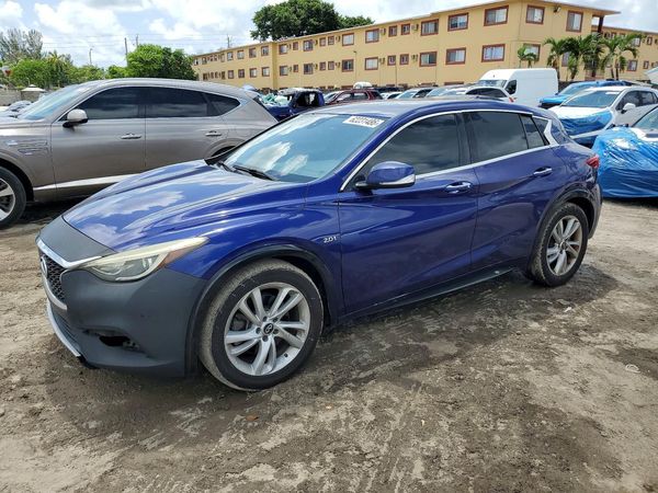 2017 INFINITI QX30