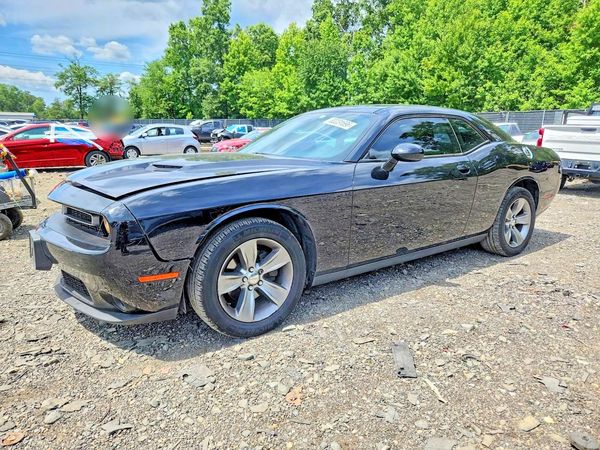 2015 DODGE CHALLENGER SXT
