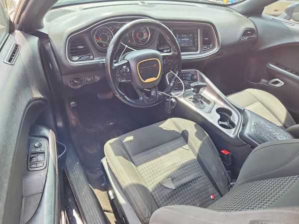 2015 DODGE CHALLENGER SXT