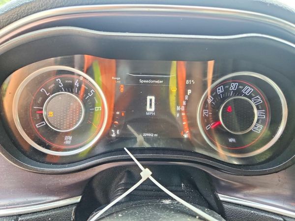 2015 DODGE CHALLENGER SXT