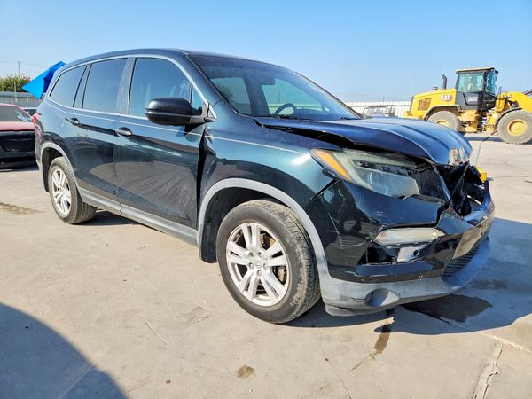 2017 HONDA PILOT LX