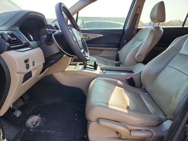 2017 HONDA PILOT LX