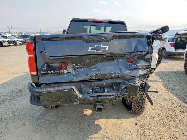 2026 CHEVROLET SILVERADO ZR2