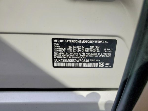 2025 BMW X7 Alpina XB7