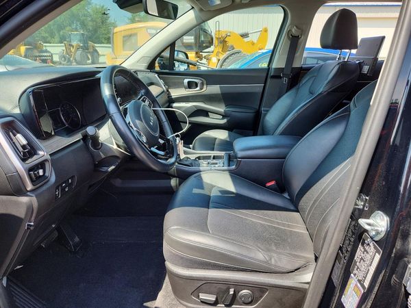 2023 KIA SORENTO EX
