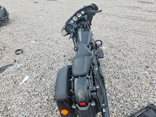 2022 HARLEY-DAVIDSON FL