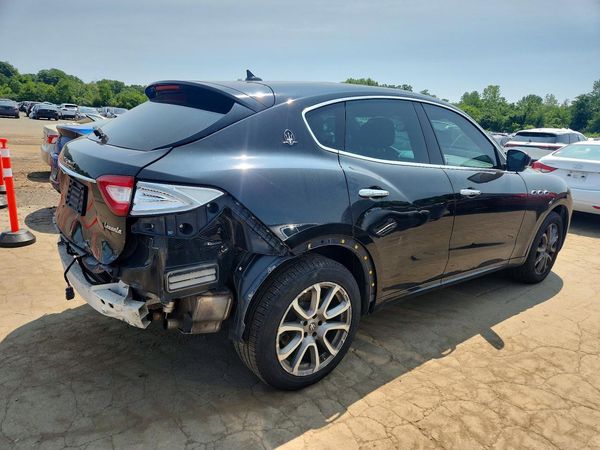 2020 MASERATI LEVANTE