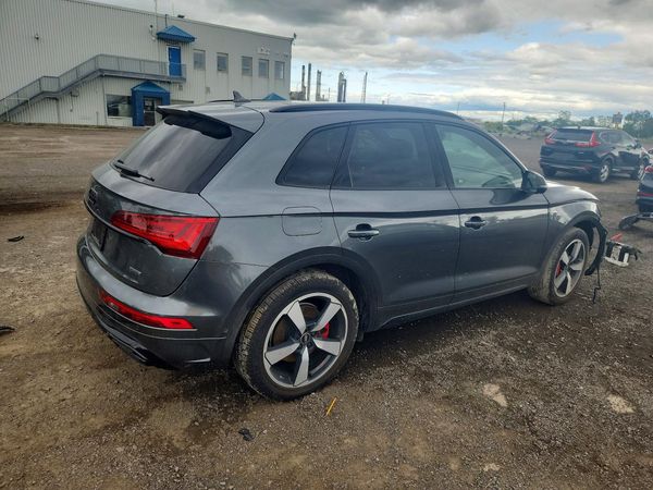 2025 AUDI Q5 E S Line quattro Prestige
