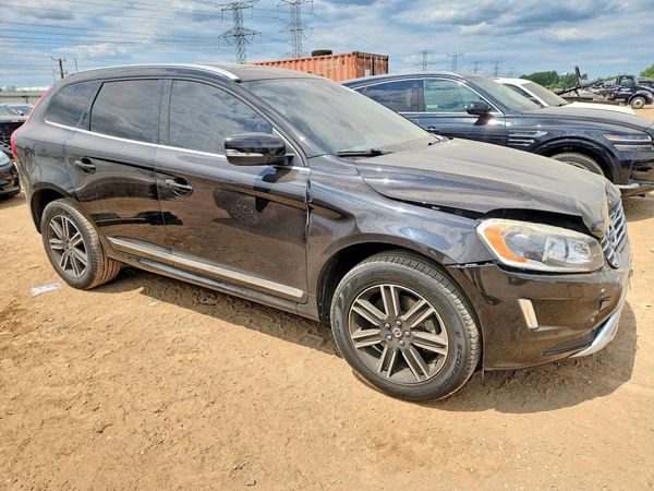 2017 VOLVO XC60 Dynamic