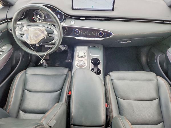 2022 GENESIS GV70
