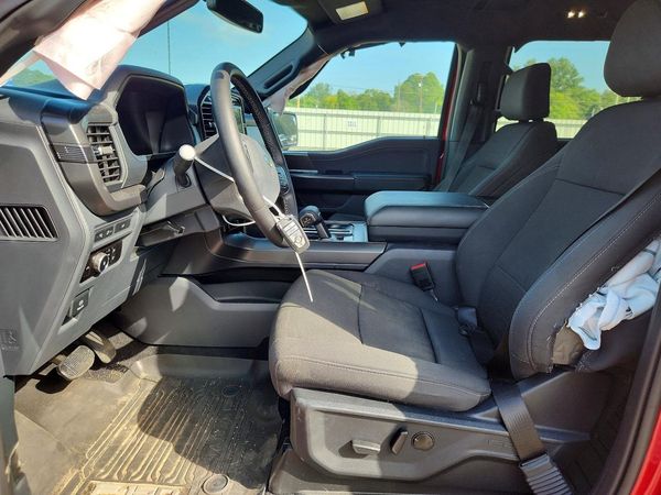 2024 FORD F150