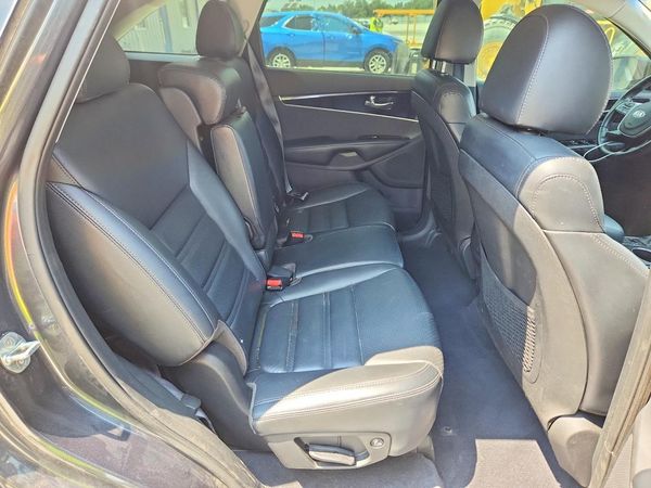 2020 KIA SORENTO EX, S