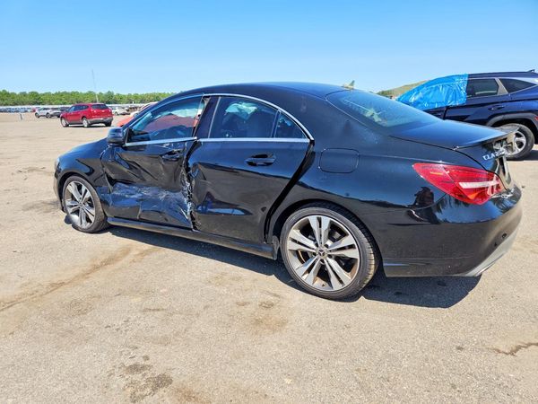 2019 MERCEDES-BENZ CLA