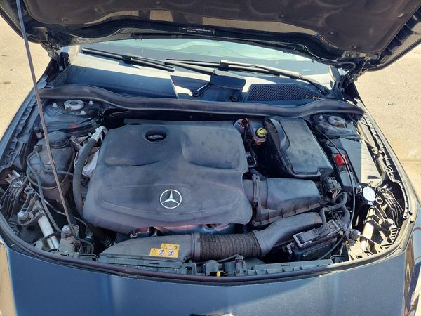 2019 MERCEDES-BENZ CLA