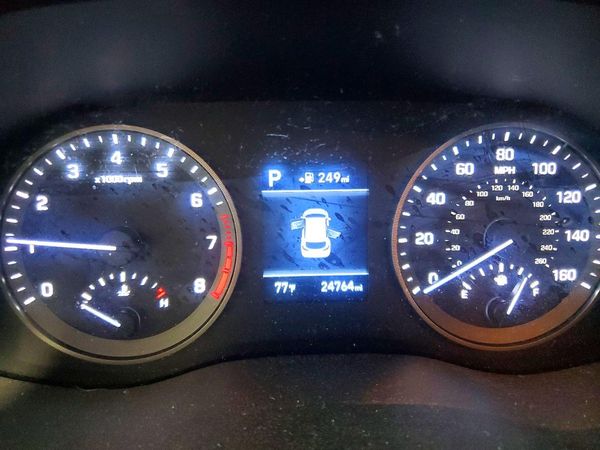2019 HYUNDAI TUCSON SE