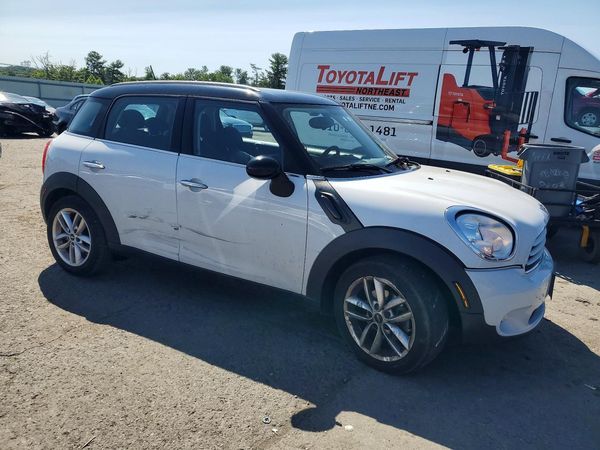 2014 MINI COOPER