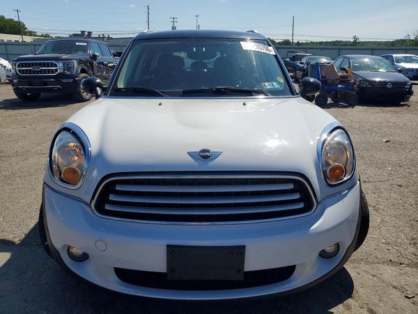 2014 MINI COOPER