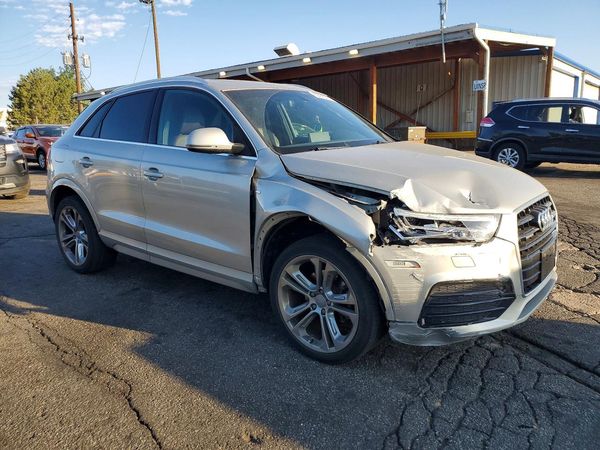 2016 AUDI Q3