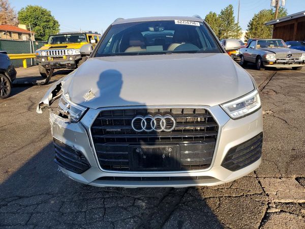2016 AUDI Q3