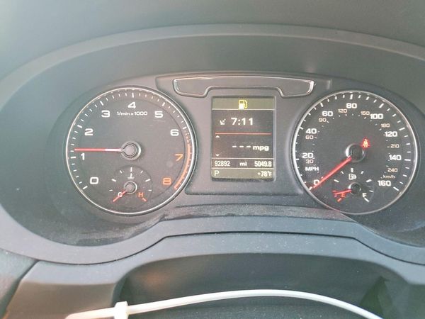 2016 AUDI Q3