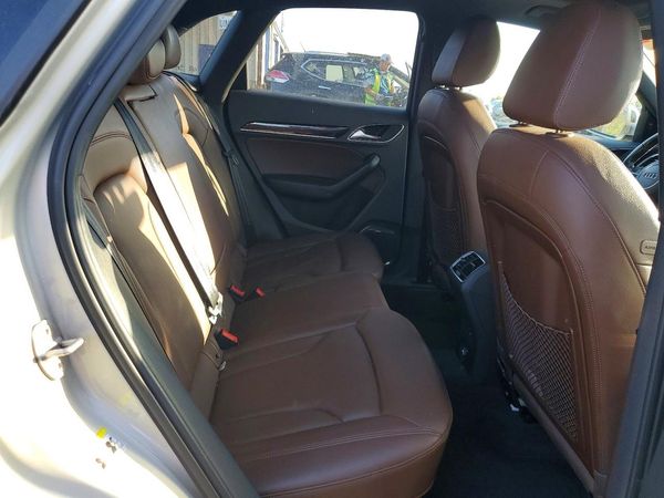 2016 AUDI Q3