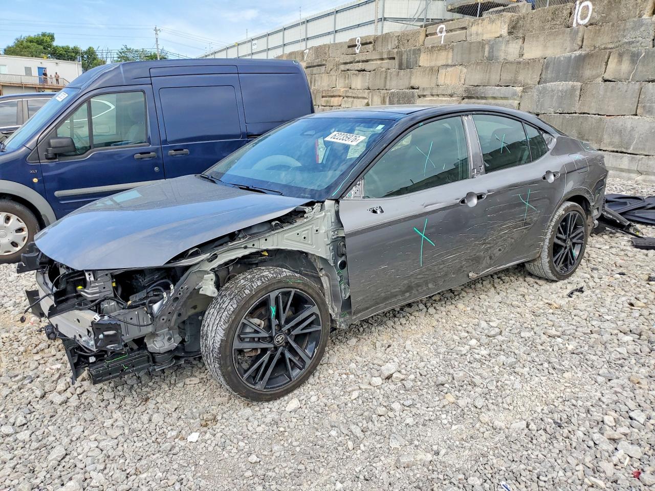 2025 TOYOTA CAMRY