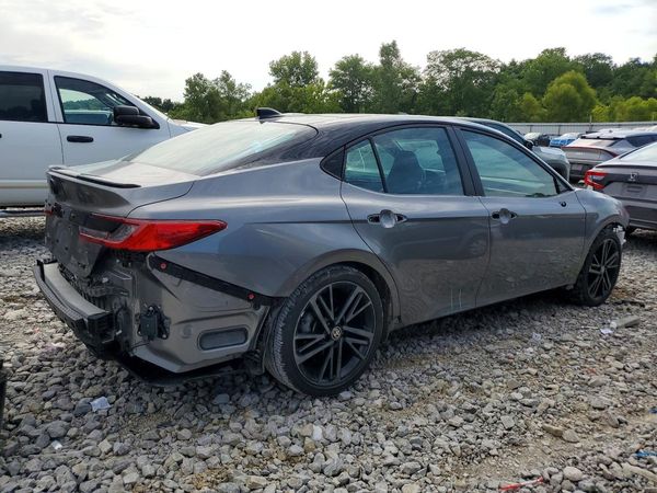 2025 TOYOTA CAMRY