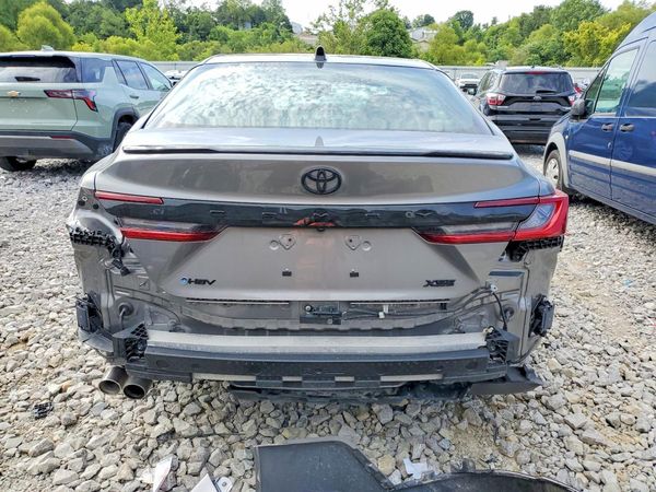 2025 TOYOTA CAMRY