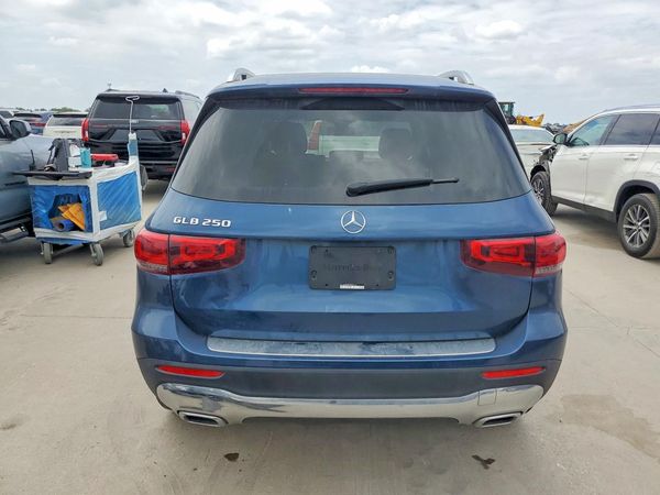 2023 MERCEDES-BENZ GLB
