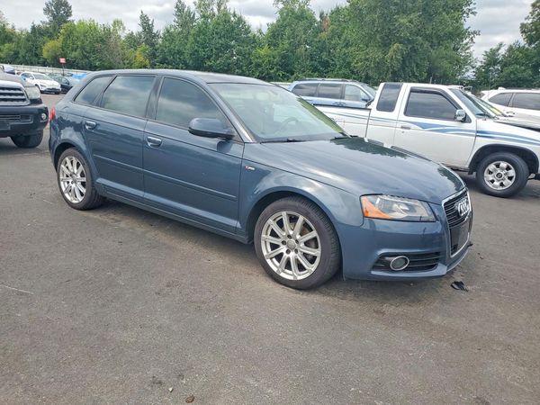 2013 AUDI A3 Premium Plus