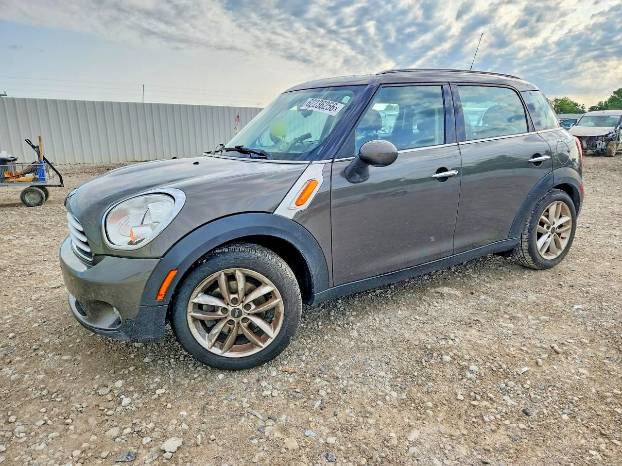2012 MINI COOPER
