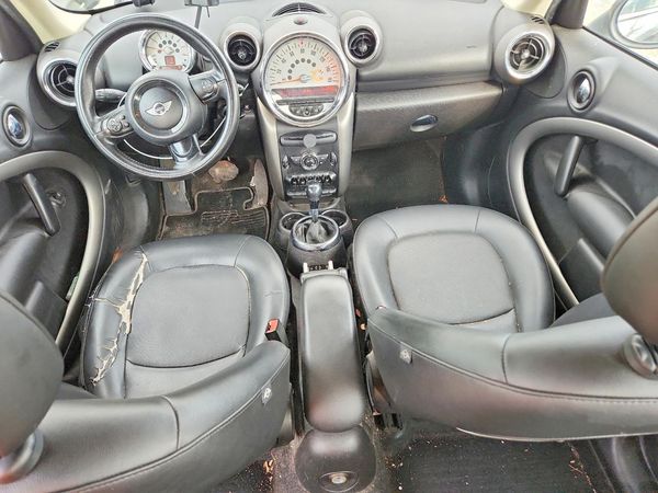 2012 MINI COOPER