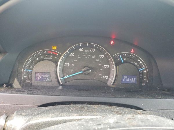 2012 TOYOTA CAMRY