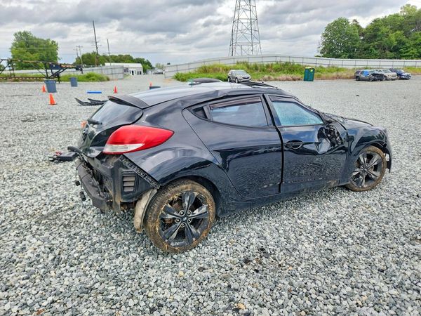 2017 HYUNDAI VELOSTER