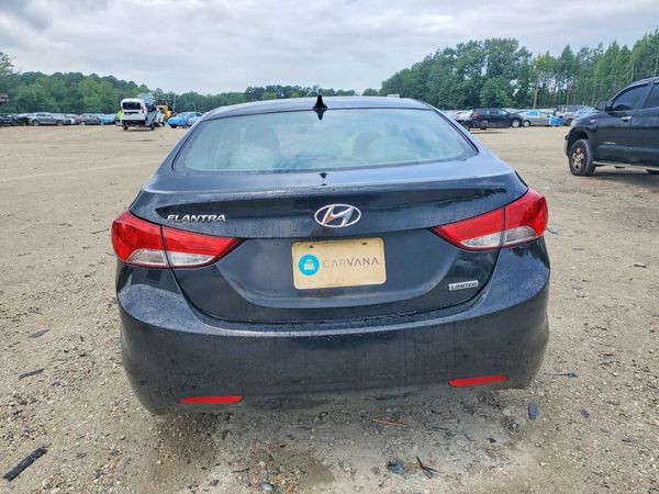 2013 HYUNDAI ELANTRA