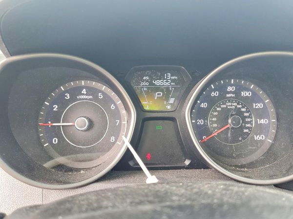 2013 HYUNDAI ELANTRA