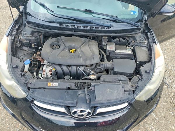 2013 HYUNDAI ELANTRA