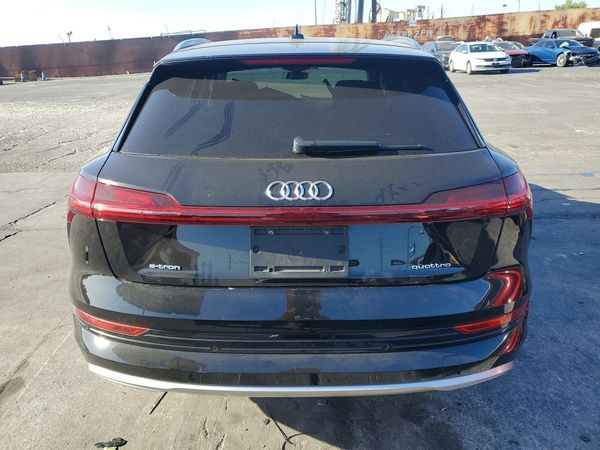 2022 AUDI E-TRON