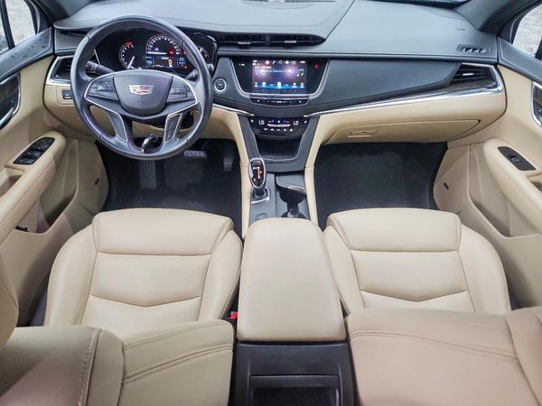 2019 CADILLAC XT5