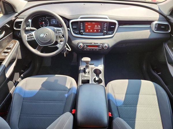 2019 KIA SORENTO L, LX, S
