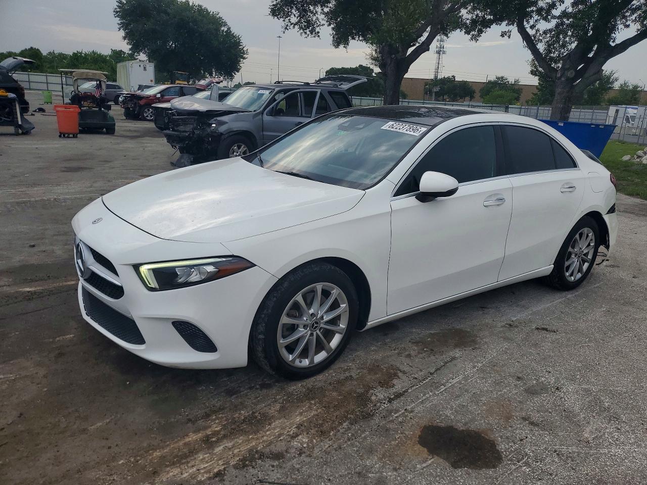 2019 MERCEDES-BENZ A