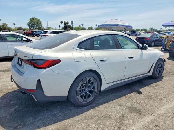 2025 BMW I4 eDrive40