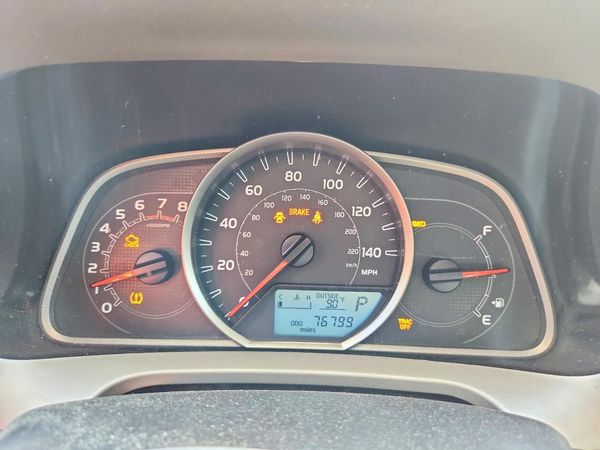 2015 TOYOTA RAV4 XLE (M Grade)