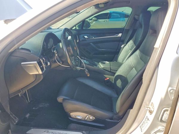 2015 PORSCHE PANAMERA Base (2WD), 4 (4WD)