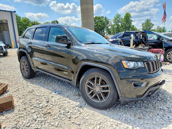 2017 JEEP GRAND CHEROKEE