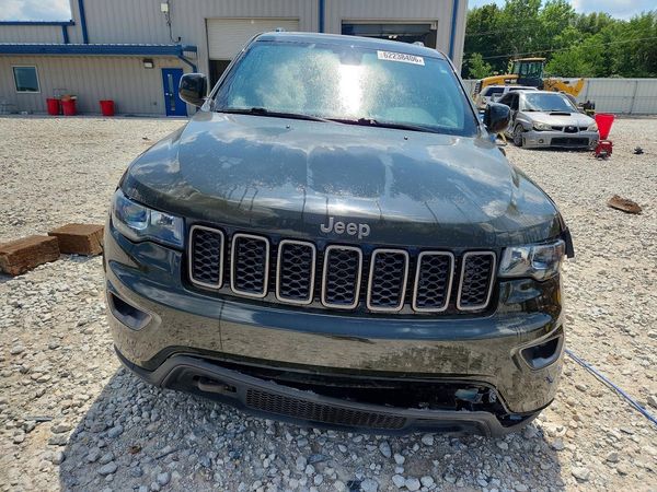 2017 JEEP GRAND CHEROKEE